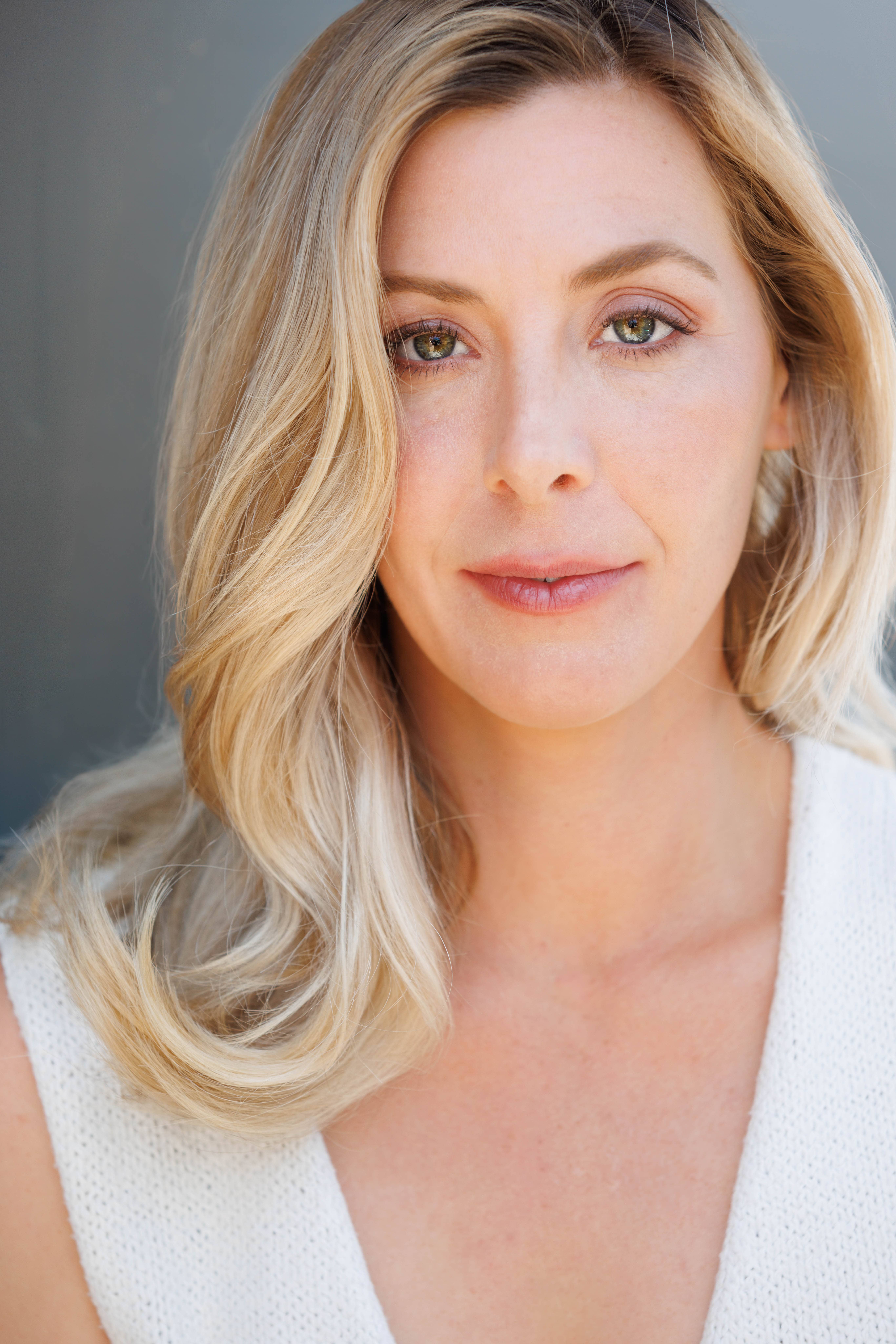 Steph Evison Williams Headshot